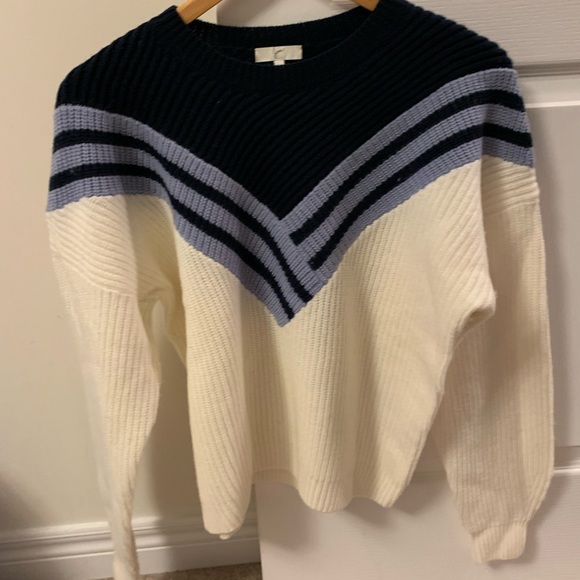 Joie navy/ivory sweater v detail - Picture 2 of 4